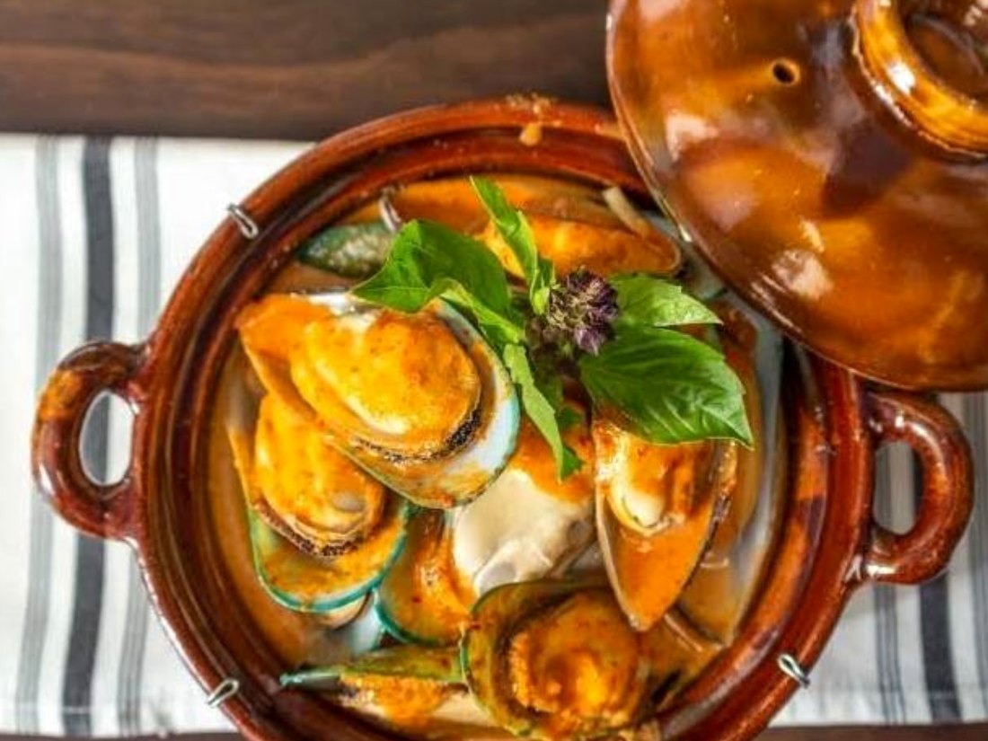 Riverfront Mussels in warm red curry broth