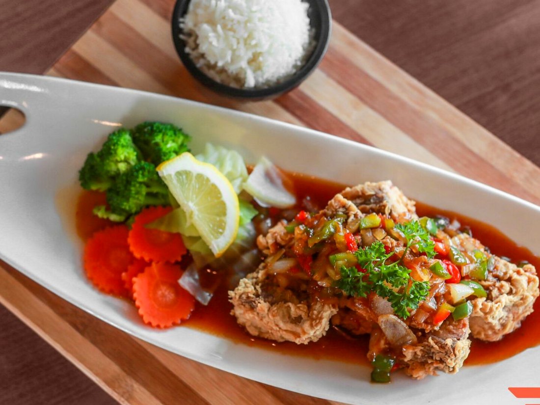 River Fried Snapper with sweet and spicy chili sauce